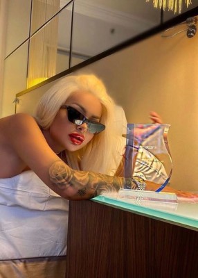 Проститутка Алиса